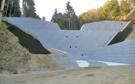 広島西部山系四季が丘3号砂防堰堤工事