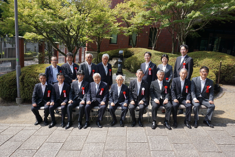 男の冴え除幕式　1-6