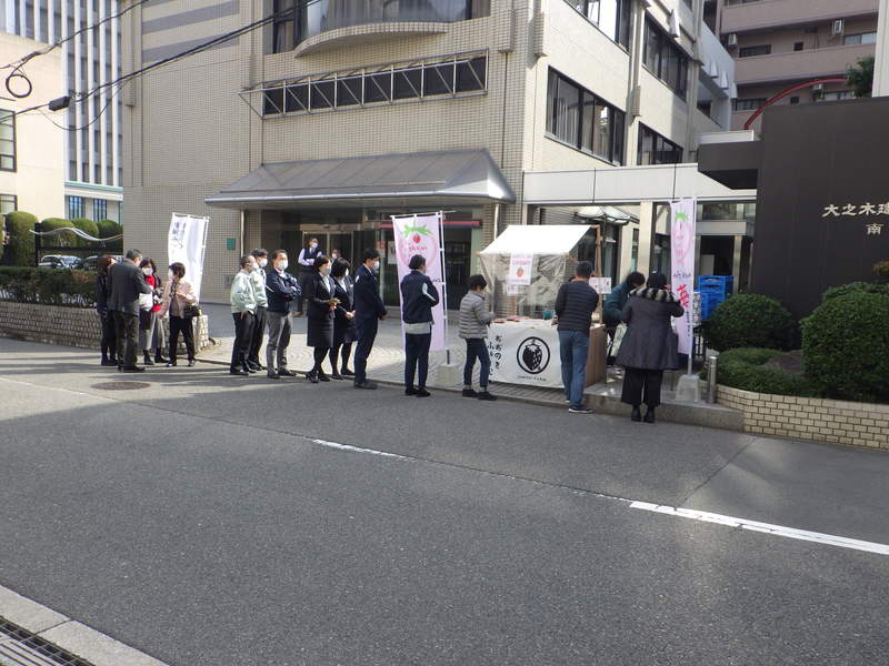 苺の直販の様子　1-3